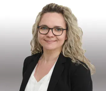 Porträt von Peggy Broda-Tornehl (Mecklenburgische Versicherung) Porträt von Peggy Broda-Tornehl (Mecklenburgische Versicherung)