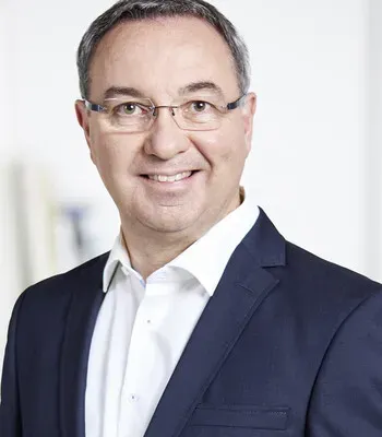 Porträt von Gerd Beier-Hövel (Mecklenburgische Versicherung)