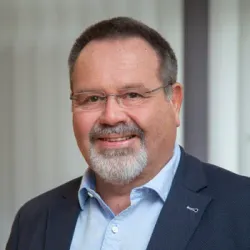 Porträt von Günther Hops (Mecklenburgische Versicherung)