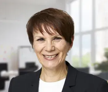 Porträt von Barbara Wand (Mecklenburgische Versicherung)