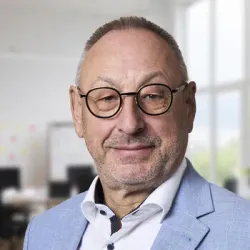 Porträt von Hansjörg Wand (Mecklenburgische Versicherung)