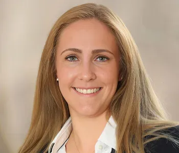 Porträt von Nathalie van Hattum (Mecklenburgische Versicherung) Porträt von Nathalie van Hattum (Mecklenburgische Versicherung)