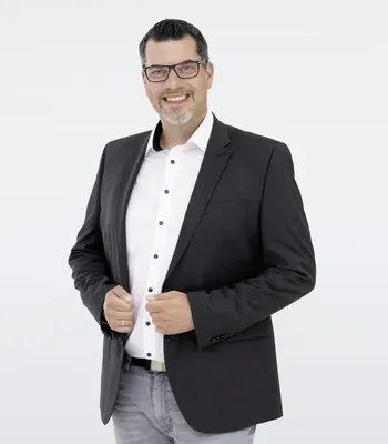 Porträt von Hendrik Volland (Mecklenburgische Versicherung) Porträt von Hendrik Volland (Mecklenburgische Versicherung)