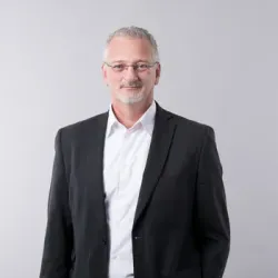 Porträt von Holger Kolb (Mecklenburgische Versicherung)