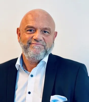 Porträt von Ilija Meyer (Mecklenburgische Versicherung) Porträt von Ilija Meyer (Mecklenburgische Versicherung)