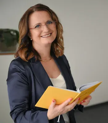 Porträt von Irina Weizel (Mecklenburgische Versicherung)