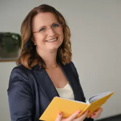 Porträt von Irina Weizel (Mecklenburgische Versicherung)