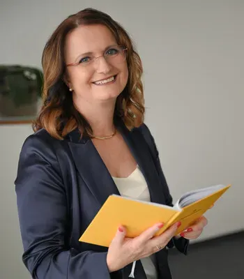 Porträt von Irina Weizel (Mecklenburgische Versicherung) Porträt von Irina Weizel (Mecklenburgische Versicherung)