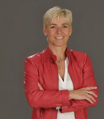 Porträt von Iris Meyerrose-Neidhöfer (Mecklenburgische Versicherung)