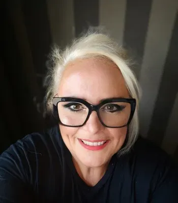 Porträt von Isabella Geike (Mecklenburgische Versicherung) Porträt von Isabella Geike (Mecklenburgische Versicherung)