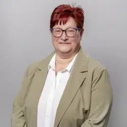 Porträt von Jacqueline Michel (Mecklenburgische Versicherung)