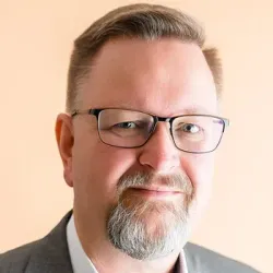 Porträt von Jens Bera (Mecklenburgische Versicherung)