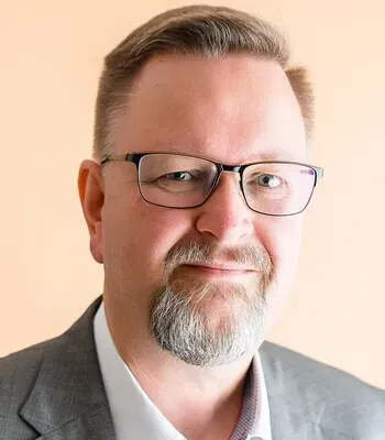 Porträt von Jens Bera (Mecklenburgische Versicherung) Porträt von Jens Bera (Mecklenburgische Versicherung)