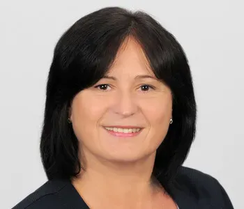 Porträt von Manuela Schober (Mecklenburgische Versicherung)
