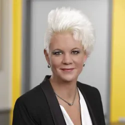 Porträt von Jessica Peters-Düring (Mecklenburgische Versicherung)