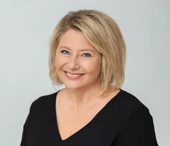 Porträt von Mandy Weigand (Mecklenburgische Versicherung)