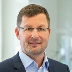 Porträt von Jörg Godeck (Mecklenburgische Versicherung)