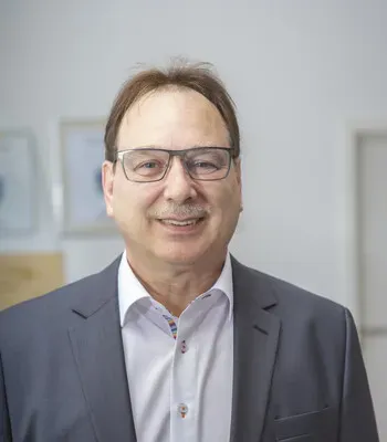 Porträt von Jürgen Schünemann (Mecklenburgische Versicherung) Porträt von Jürgen Schünemann (Mecklenburgische Versicherung)