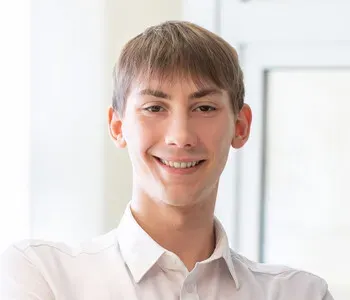 Porträt von Alex Schweigert (Mecklenburgische Versicherung) Porträt von Alex Schweigert (Mecklenburgische Versicherung)