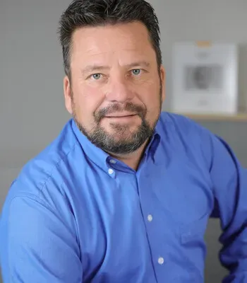 Porträt von Karsten Günzel (Mecklenburgische Versicherung)