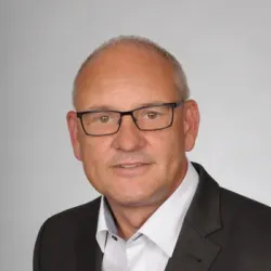 Porträt von Karsten Oelschläger (Mecklenburgische Versicherung)