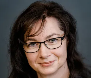 Porträt von Corinna Tiedke (Mecklenburgische Versicherung)