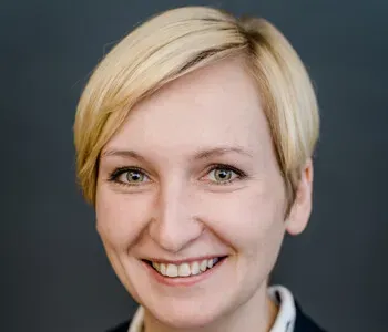 Porträt von Marlen Huth (Mecklenburgische Versicherung) Porträt von Marlen Huth (Mecklenburgische Versicherung)