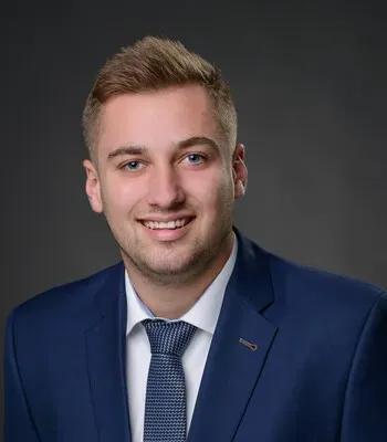 Porträt von Kevin Hartmann (Mecklenburgische Versicherung)