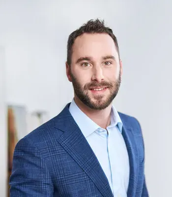 Porträt von Kevin Knetsch (Mecklenburgische Versicherung)