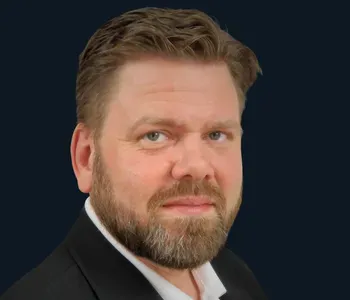 Porträt von Sebastian Finger (Mecklenburgische Versicherung)