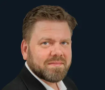 Porträt von Sebastian Finger (Mecklenburgische Versicherung)