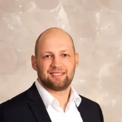 Porträt von Lars Brauer (Mecklenburgische Versicherung)