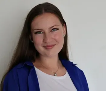 Porträt von Sarah Schüler (Mecklenburgische Versicherung)