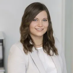 Porträt von Lucie Brinke (Mecklenburgische Versicherung)