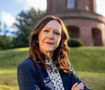 Porträt von Kerstin Schmiedel (Mecklenburgische Versicherung)