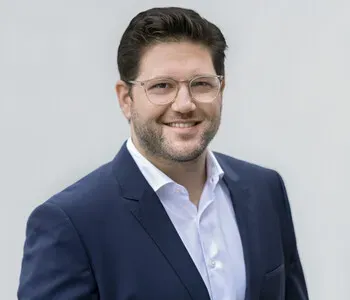 Porträt von Sebastian Severin (Mecklenburgische Versicherung)
