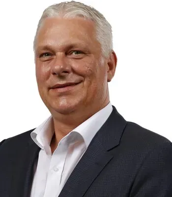 Porträt von Maik Dinse (Mecklenburgische Versicherung) Porträt von Maik Dinse (Mecklenburgische Versicherung)