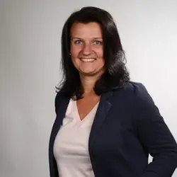 Porträt von Mandy Triebel (Mecklenburgische Versicherung)