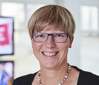 Porträt von Natalie Mück (Mecklenburgische Versicherung) Porträt von Natalie Mück (Mecklenburgische Versicherung)