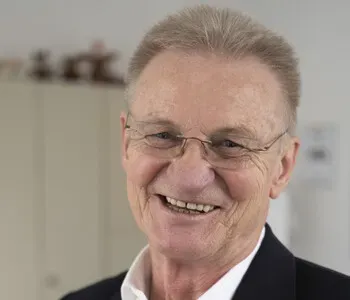 Porträt von Holger Schumacher (Mecklenburgische Versicherung)