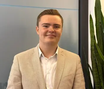 Porträt von Tim Herrmann (Mecklenburgische Versicherung) Porträt von Tim Herrmann (Mecklenburgische Versicherung)