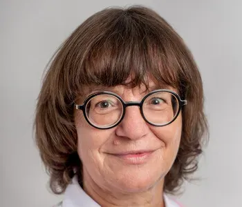 Porträt von Gabriele Kienast (Mecklenburgische Versicherung)