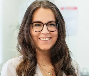 Porträt von Janine Zeidler (Mecklenburgische Versicherung) Porträt von Janine Zeidler (Mecklenburgische Versicherung)
