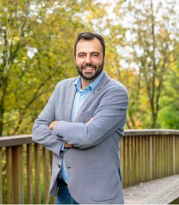 Porträt von Mehmet Candir (Mecklenburgische Versicherung)