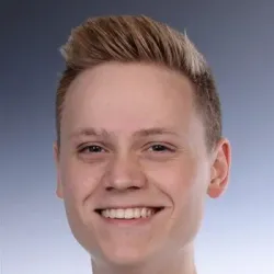 Porträt von Melvin Hülf (Mecklenburgische Versicherung)