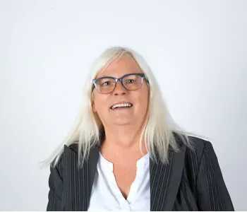 Porträt von Anja Müller (Mecklenburgische Versicherung) Porträt von Anja Müller (Mecklenburgische Versicherung)