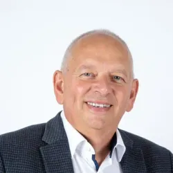 Porträt von Michael Lucas (Mecklenburgische Versicherung)