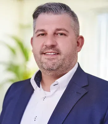 Porträt von Mirko Neumann (Mecklenburgische Versicherung)