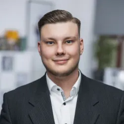 Porträt von Niclas Manz (Mecklenburgische Versicherung)