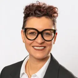 Porträt von Nicole Kavacs (Mecklenburgische Versicherung)